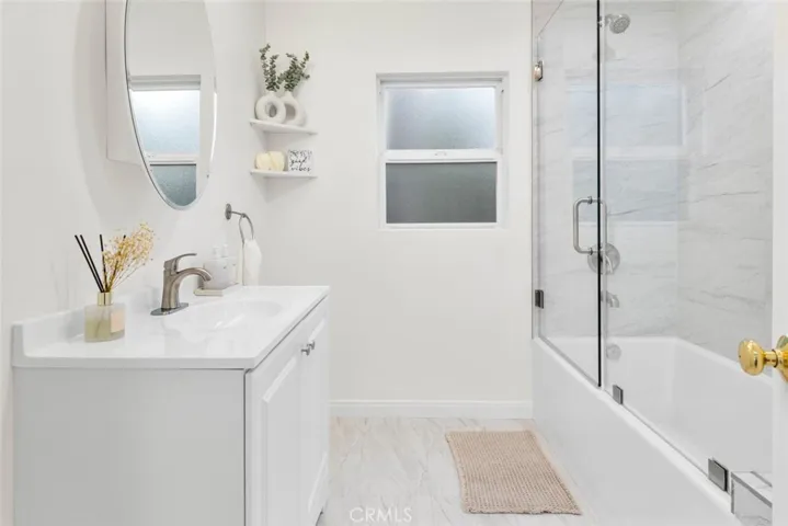 10554 Plainview, Tujunga, California 91042