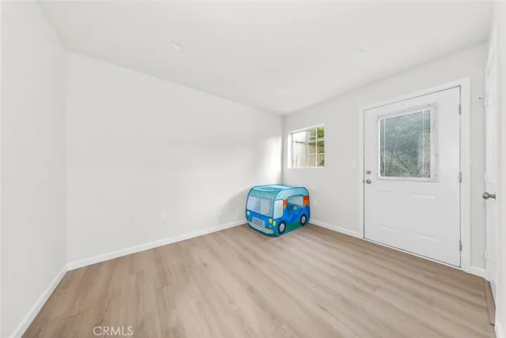 10554 Plainview, Tujunga, California 91042