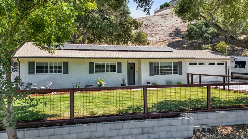 5635 Hermosilla Avenue, Atascadero, California 93422