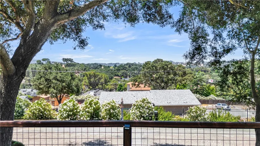 5635 Hermosilla Avenue, Atascadero, California 93422