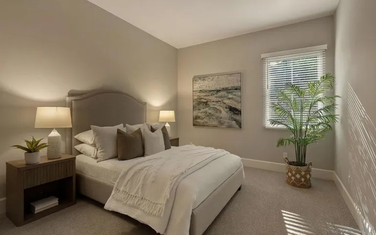 , Encinitas, California 92024