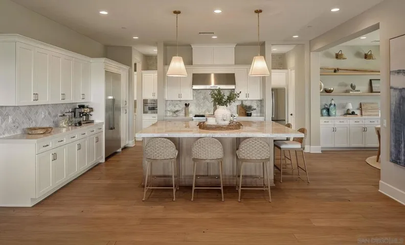 , Encinitas, California 92024