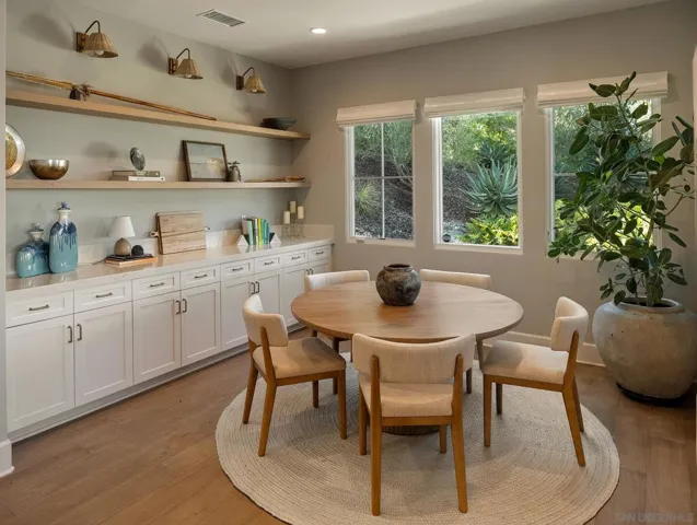 , Encinitas, California 92024
