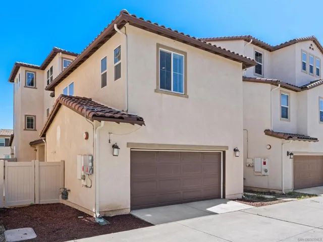 1369 Keck E, Chula Vista, California 91913