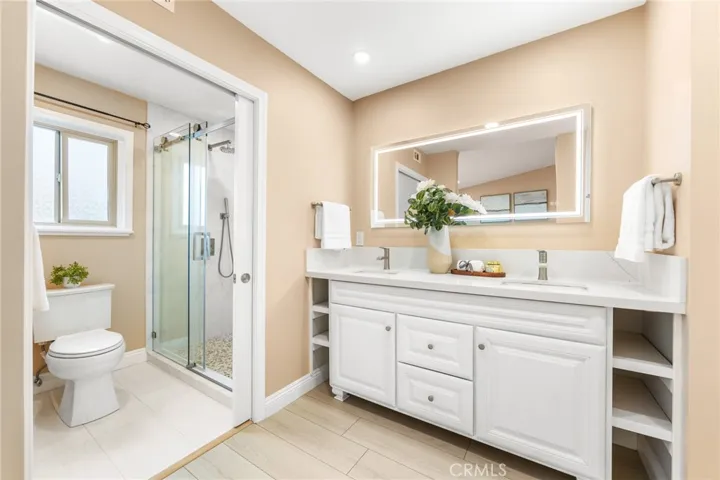 3 Moon Shadow 2, Irvine, California 92603