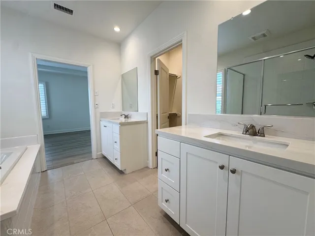 128 Hargrove, Irvine, California 92620