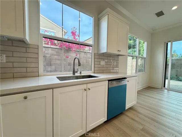 128 Hargrove, Irvine, California 92620