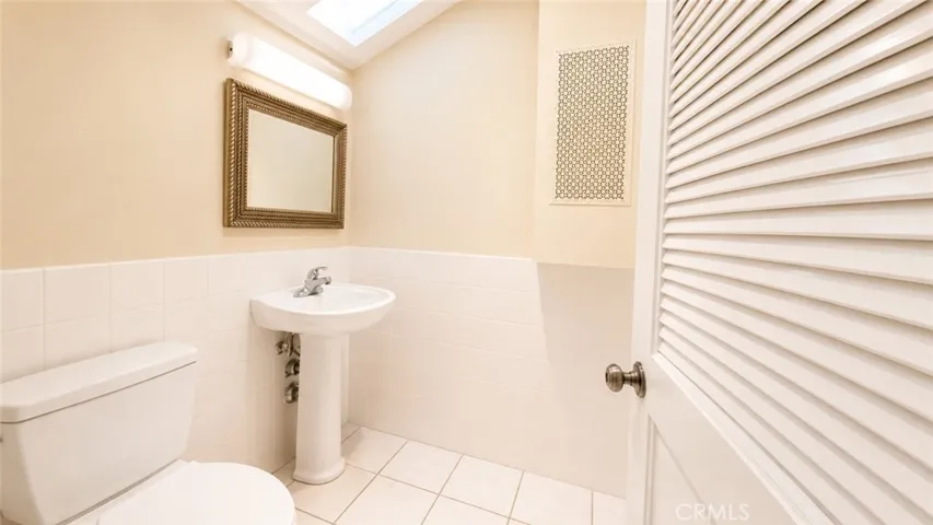 1461 Glenneyre C, Laguna Beach, California 92651