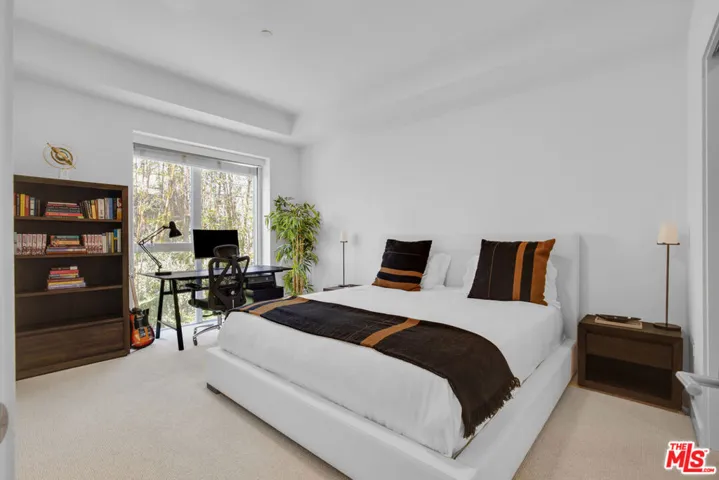 855 N Croft Avenue 206, West Hollywood, California 90069