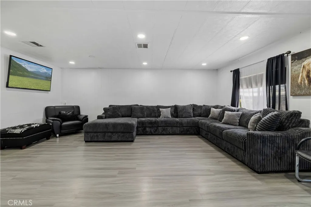 20683 Waalew Rd B116, Apple Valley, California 92307 — photo 5