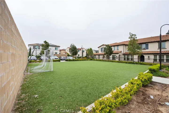 16008 Jamie Lane 10, Fontana, California 92336