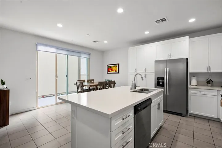 16008 Jamie Lane 10, Fontana, California 92336
