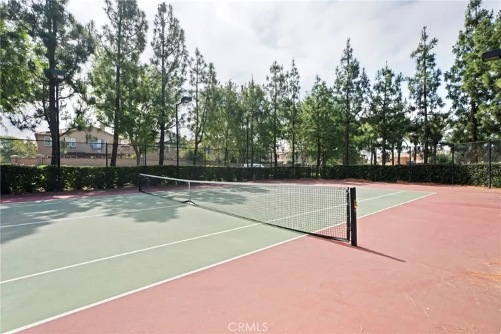 16008 Jamie Lane 10, Fontana, California 92336