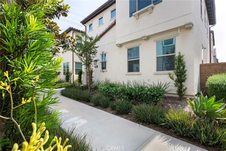 16008 Jamie Lane 10, Fontana, California 92336