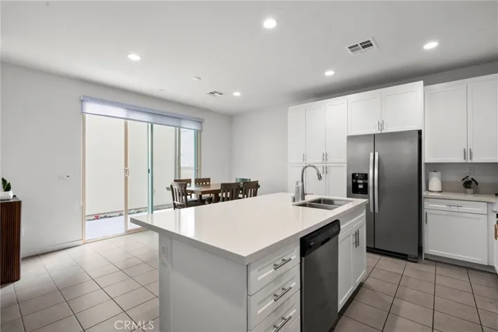 16008 Jamie Lane 10, Fontana, California 92336