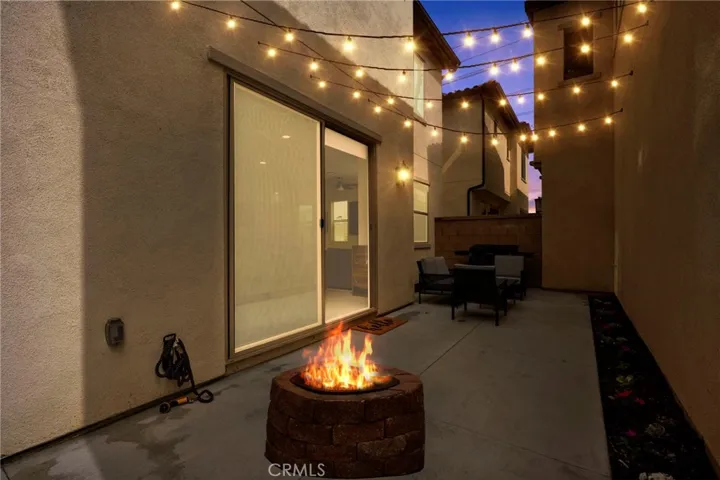 16008 Jamie Lane 10, Fontana, California 92336