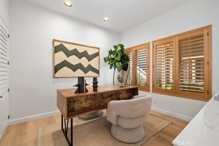 251 Chesterfield, Newport Beach, California 92660
