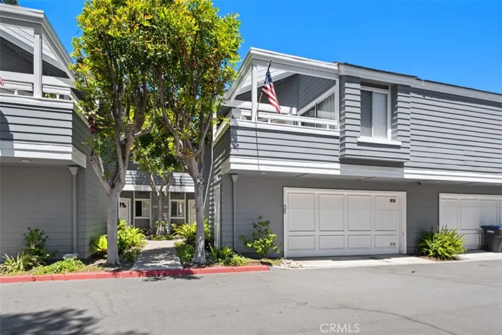 251 Chesterfield, Newport Beach, California 92660