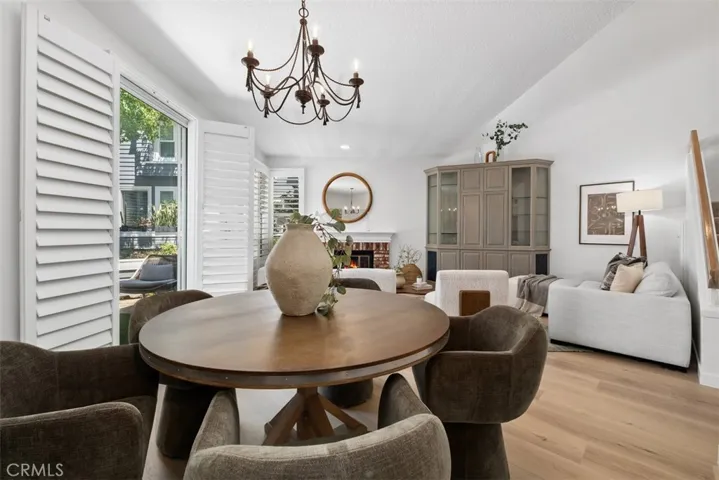 251 Chesterfield, Newport Beach, California 92660