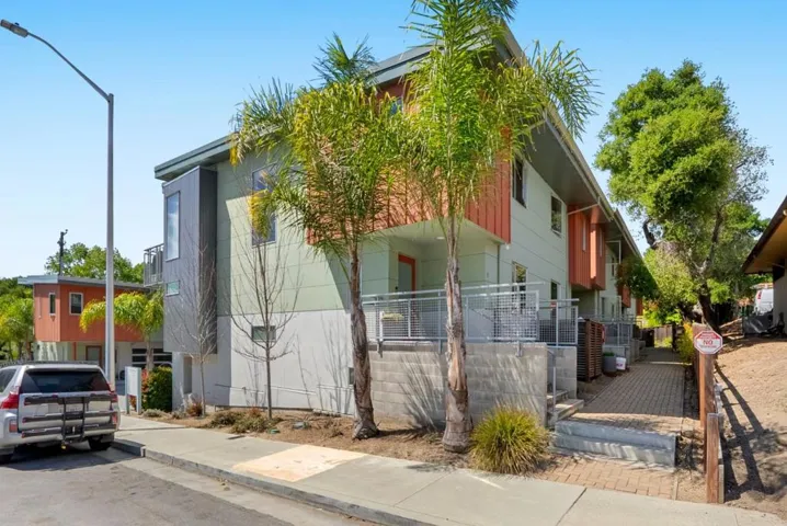 101 Jewell Street 8, Santa Cruz, California 95060