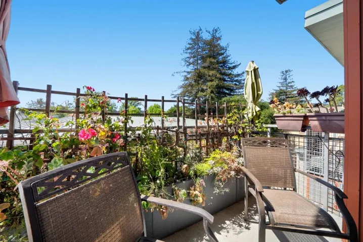 101 Jewell Street 8, Santa Cruz, California 95060