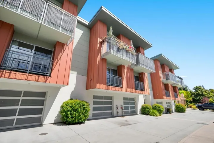 101 Jewell Street 8, Santa Cruz, California 95060