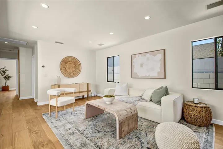 4038 Denny, Studio City, California 91604