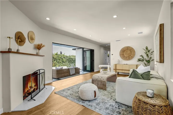 4038 Denny, Studio City, California 91604