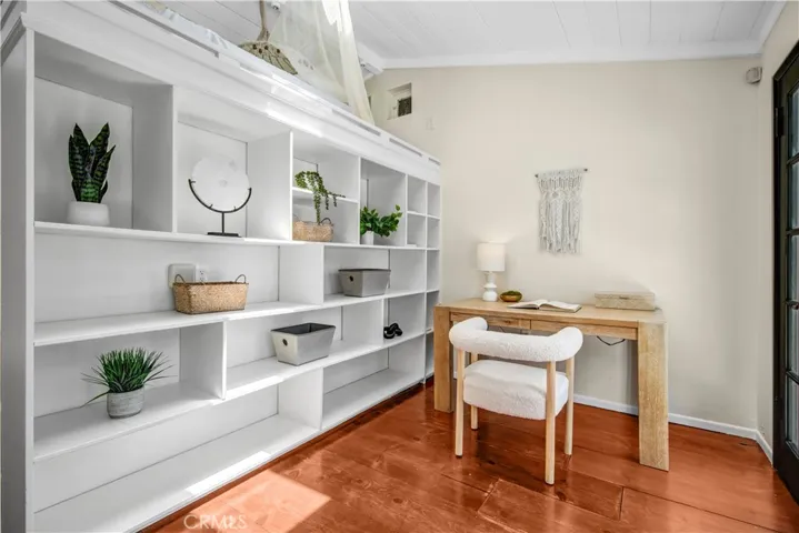 4038 Denny, Studio City, California 91604