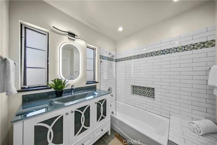 4038 Denny, Studio City, California 91604