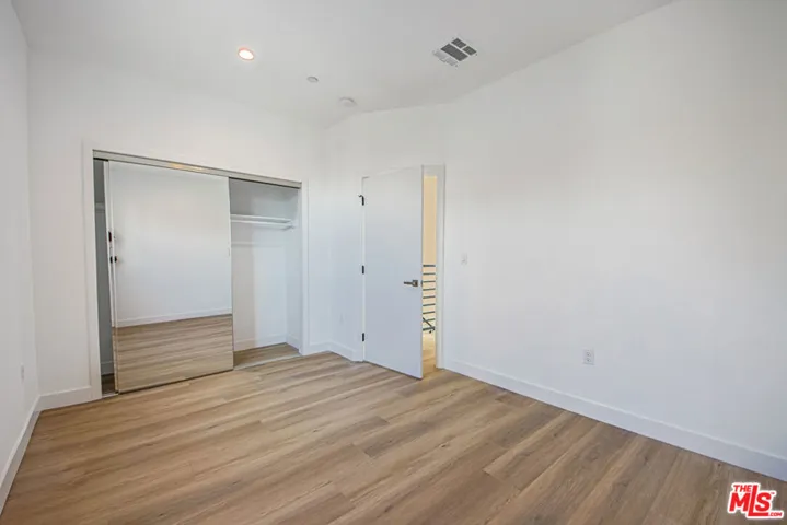 11443 Hatteras Street, North Hollywood, California 91601