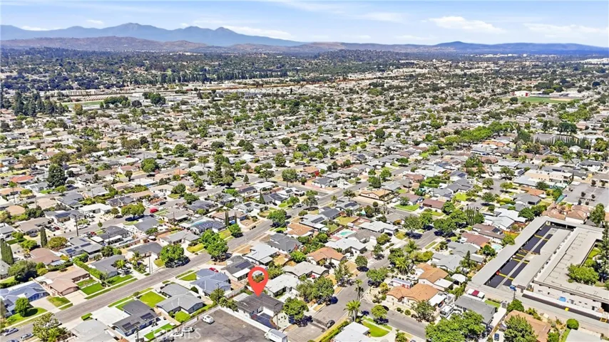 1639 W Hill Avenue, Fullerton, California 92833