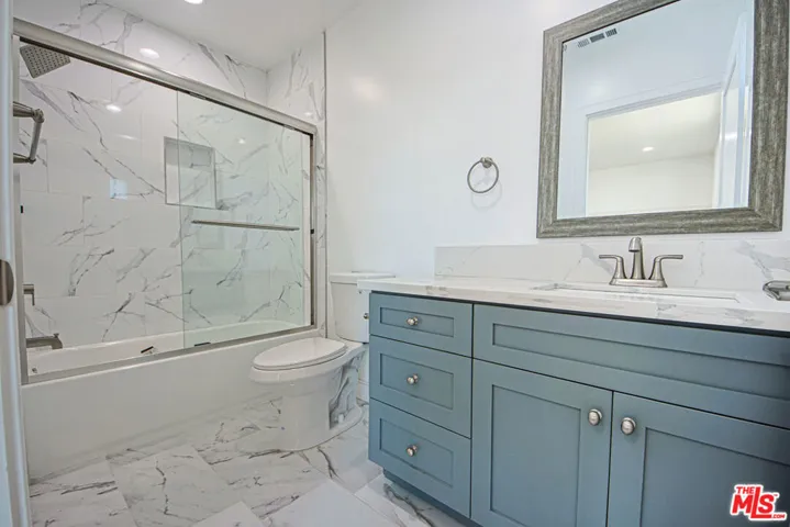 10801 Kling Street, Toluca Lake, California 91602