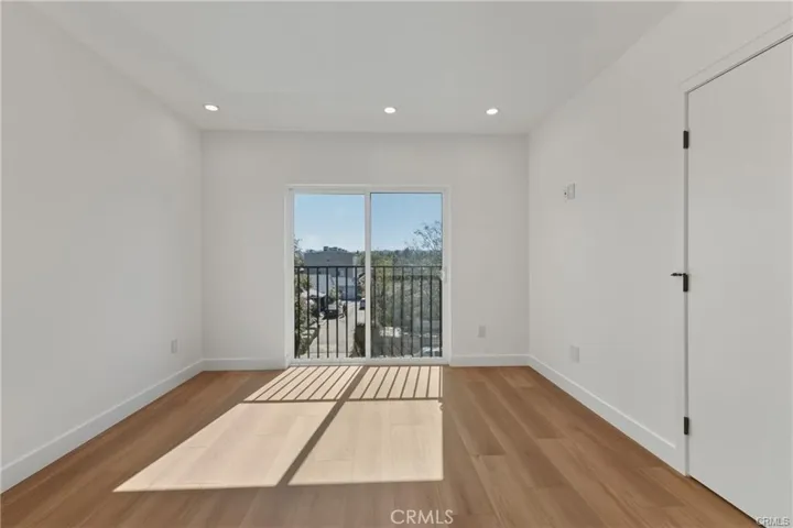 14165 Erwin Street, Valley Glen, California 91401