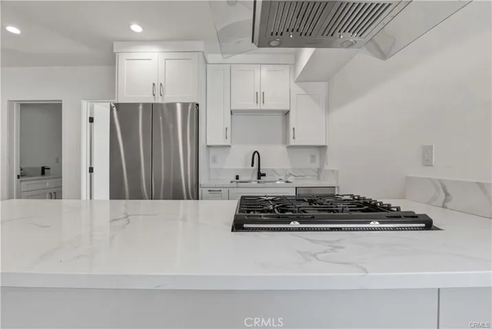 14165 Erwin Street, Valley Glen, California 91401