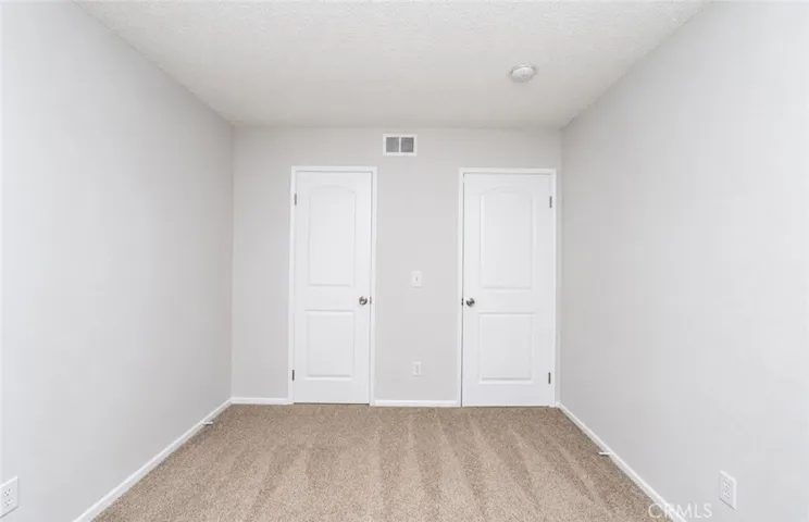 1126 W Calle De La Luna # 4, Azusa, California 91702