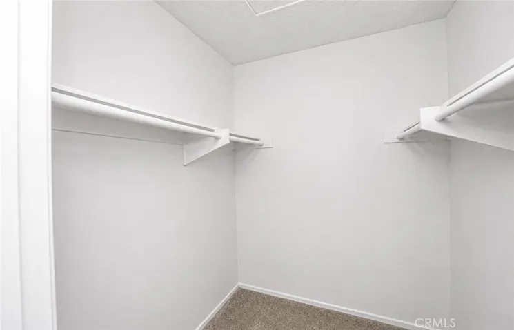 1126 W Calle De La Luna # 4, Azusa, California 91702