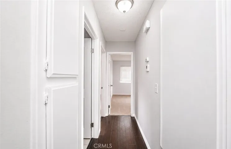 1126 W Calle De La Luna # 4, Azusa, California 91702