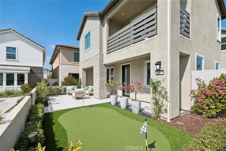 306 Treble, Irvine, California 92618
