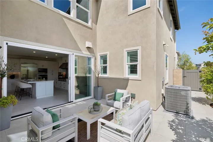 306 Treble, Irvine, California 92618