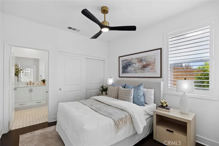306 Treble, Irvine, California 92618