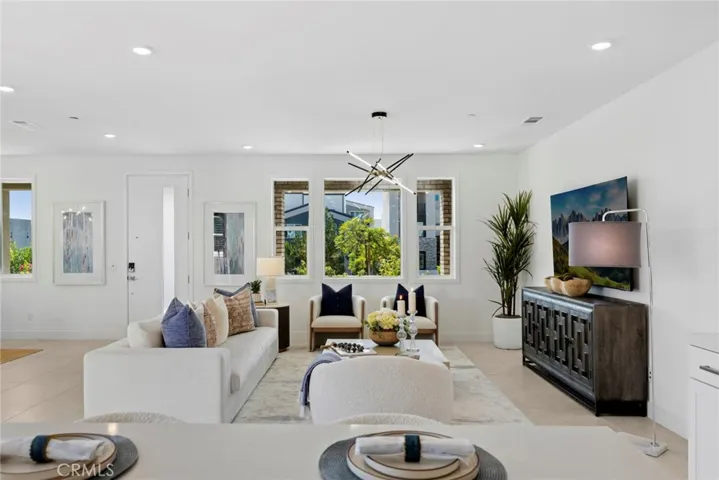 306 Treble, Irvine, California 92618