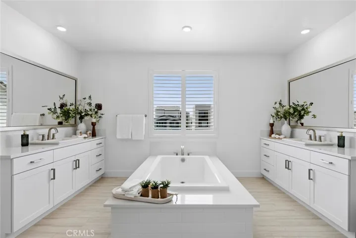 306 Treble, Irvine, California 92618