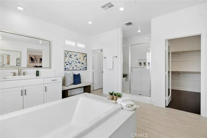 306 Treble, Irvine, California 92618