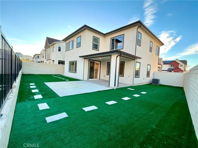 27260 Debut Place, Valencia, California 91381