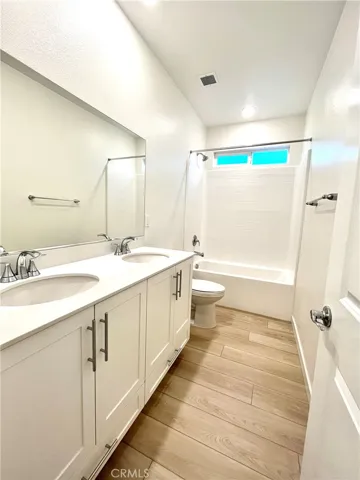 27260 Debut Place, Valencia, California 91381