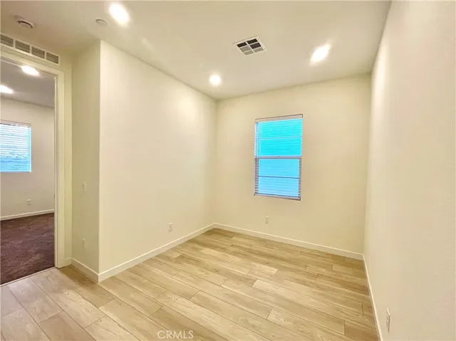 27260 Debut Place, Valencia, California 91381