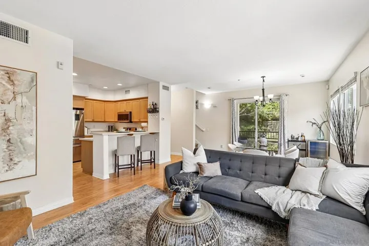 5444 Zeil Pl, San Diego, California 92105