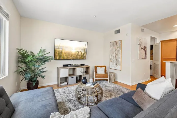 5444 Zeil Pl, San Diego, California 92105