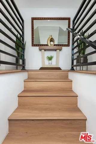1151 S Ardmore Avenue, Los Angeles, California 90006